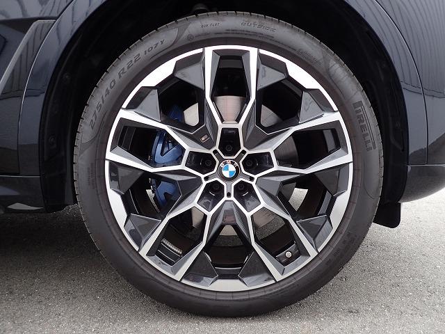 Ｘ７ ｘＤｒｉｖｅ　４０ｄ　Ｍスポーツ　認定中古車　全国２年保証　弊社デモカー登録車両　２２インチアルミホイル　スカイラウンジ　Ｂ＆Ｗサウンドシステム　衝突軽減ブレーキ　車線逸脱システム　レーンチェンジワーニング　追従式クルーズコントロール　ブラウンレザーシート（57枚目）