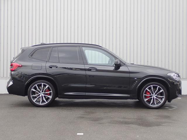 Ｘ３ Ｍ４０ｉ認定中古車　全国２年保証　パノラマガラスサンルーフ　２０インチアルミホイル　サウンドパッケージ　ファストトラックパッケージ　衝突軽減ブレーキ　車線逸脱システム　レーンチェンジワーニング　追従式クルーズコントロール　Ｂｌｕｅｔｏｏｔｈ接続（4枚目）