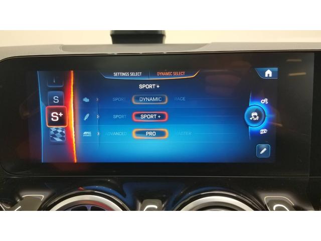 GLAクラス GLA45 S 4マチック+ アドバンスドpkg AMGパフォーマンスpkg 4WD ドライブレコーダー ETC 全周囲カメラ クリアランスソナー オートクルーズコントロール レーンアシスト パワーシート サンルーフ ナビ TV(40枚目)