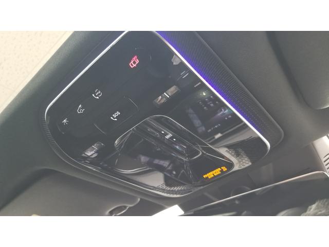 Ｅクラス Ｅ２２０ｄ　アバンギャルド　ＡＭＧラインパッケージ　アドバンスドＰＫＧ　デジタルインテリアＰＫＧ　レザーエクスクルーシブＰＫＧ　パノラミックスライディングルーフ　ドライブレコーダー　オートクルーズコントロール　全周囲カメラ（8枚目）