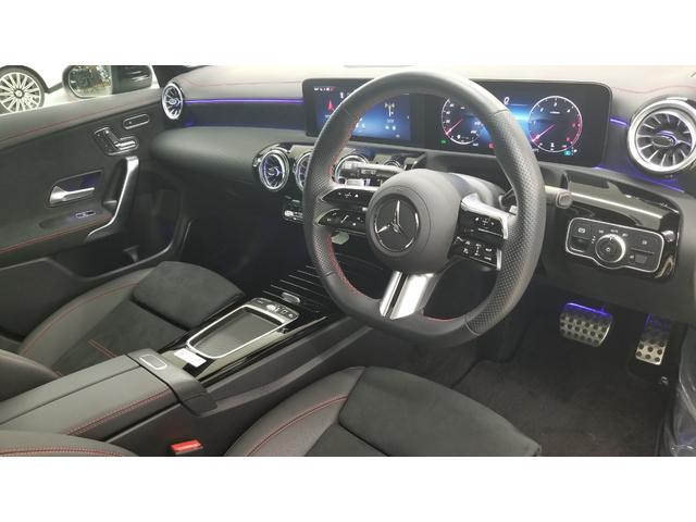 ＣＬＡクラス シューティングブレーク ＣＬＡ２００ｄ　シューティングブレークＡＭＧラインＰＫＧ　コンフォートＰＫＧ　パノラミックスライディングルーフ　ドライブレコーダー　ＥＴＣ　全周囲カメラ　ナビ　ＴＶオートクルーズコントロール　レーンアシスト　オートライト　ＬＥＤヘッドランプ　パワーシート（11枚目）