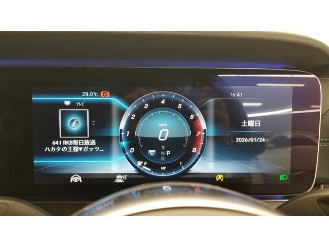 Ｅクラス Ｅ４５０　４マチック　クーペ　スポーツ　エクスクルーシブパッケージ　４ＷＤ　ドライブレコーダー　全周囲カメラ　ナビ　ＴＶ　クリアランスソナー　オートクルーズコントロール　レーンアシスト　衝突被害軽減システム　ＡＴ　サンルーフ　オートライト（37枚目）
