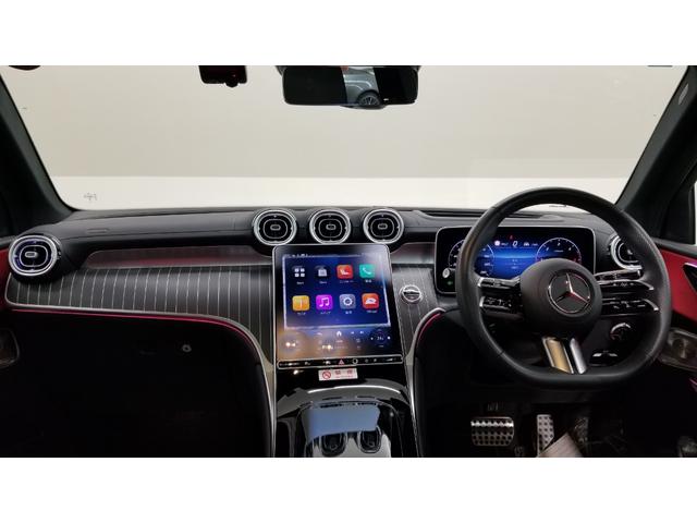 ＧＬＣ ＧＬＣ２２０ｄ　４マチック　ドライバーズパッケージ　（ＭＰ２０２５０２）　ＡＭＧレザーエクスクルーシブパッケージ　ＡＭＧラインパッケージ　パノラミックスライディングルーフ　オブシディアンブラック（メタリック）　元デモカー（2枚目）