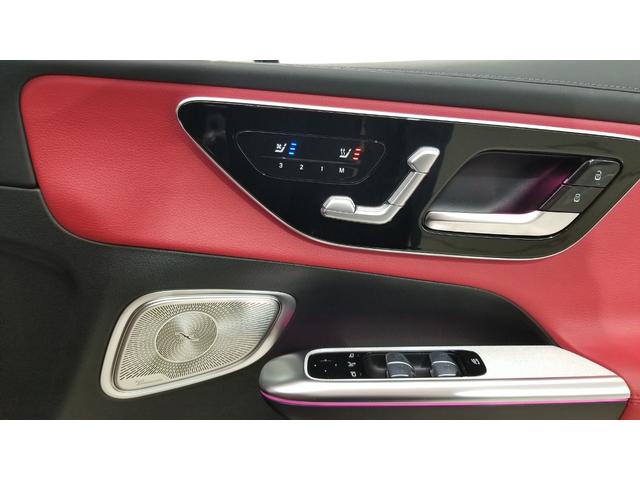 ＧＬＣ ＧＬＣ２２０ｄ　４マチック　ドライバーズパッケージ　（ＭＰ２０２５０２）　ＡＭＧレザーエクスクルーシブパッケージ　ＡＭＧラインパッケージ　パノラミックスライディングルーフ　オブシディアンブラック（メタリック）　元デモカー（56枚目）