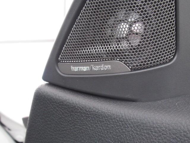 M4クーペ 後期モデル 右ハンドル 6速MT 1オーナー アダプディブMサスペンション 前後パークディスタンスコントロール 純正19インチアルミホイール カーボンルーフ(15枚目)