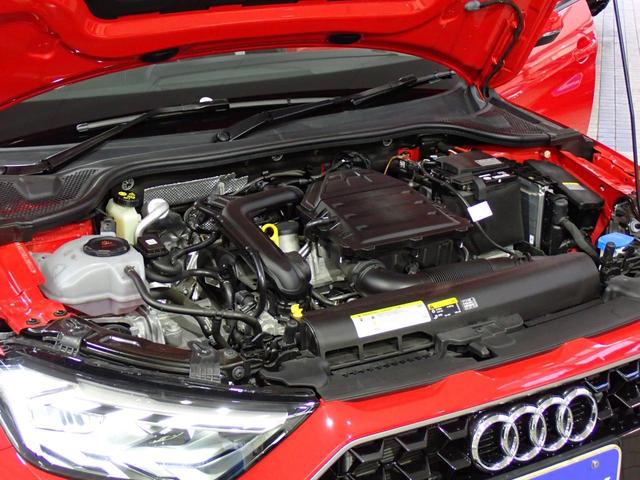 Ａ１スポーツバック ２５ＴＦＳＩ　アドバンスド　ディーラー車　コンビニエンスパッケージ　ナビゲーションパッケージ　バーチャルコックピット　コントラストルーフ　アドバンスドキー　バックカメラ　前後パーキングアシストセンサー　アドバンスドキー（28枚目）