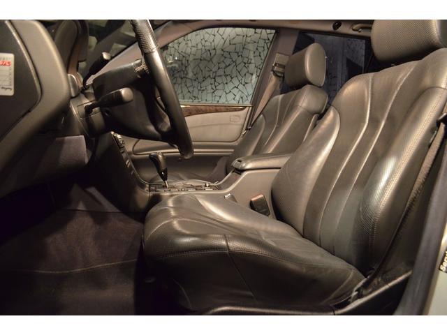 E55 AMG ステーションワゴン(13枚目)