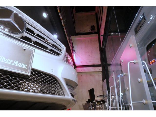 女性や輸入車が初めての方にも分かりやすくご納得されるまで、しっかりお車のご説明をさせて頂きます！まだ車種が決まっていないという方も、ご相談だけでもぜひ一度お気軽にお越し頂ければと思います！