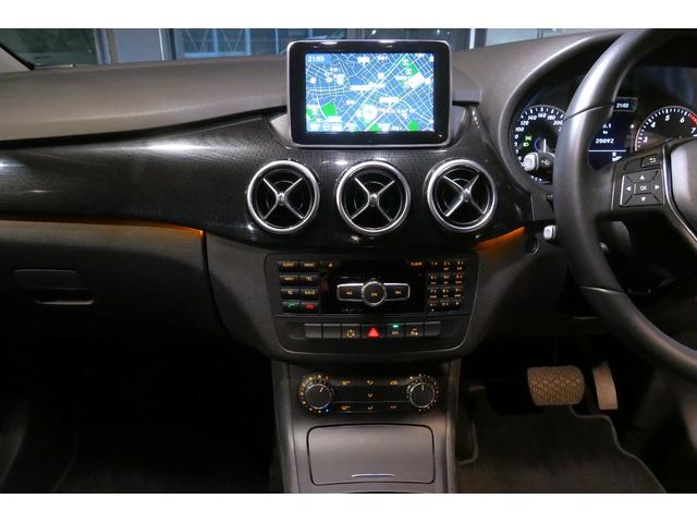 ご遠方のお客様には、実車の詳細画像などお送りして細かくご説明の上ご検討頂いております。お渡しの際の入念な点検整備と豊富な遠方納車の実績で、全国への販売を実現しており、ご安心頂けます。