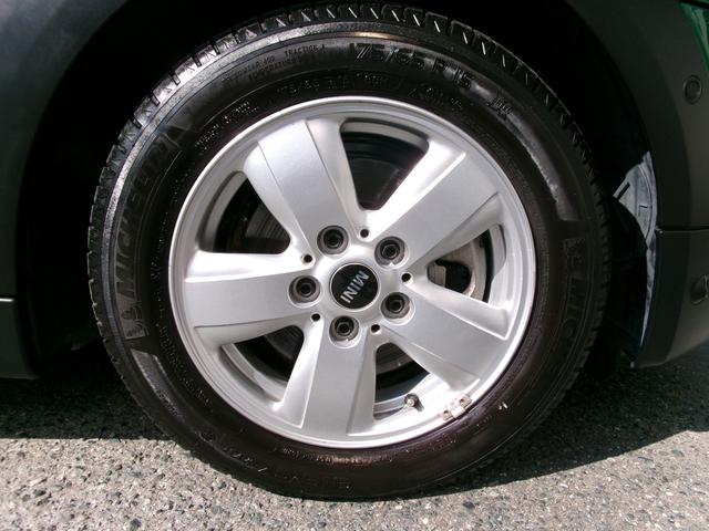 ＭＩＮＩ クーパーＤ　ワンオーナー　クリーンディーゼルターボ　純正ナビオ　ブルトゥースオーディオ　バックカメラ　前後パークセンサー　ＬＥＤライト＆ＦＯＧライト　ユニオンジャックテールライト　前後ドライブレコーダー（19枚目）