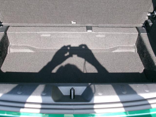 ＭＩＮＩ クーパーＤ　ワンオーナー　クリーンディーゼルターボ　純正ナビオ　ブルトゥースオーディオ　バックカメラ　前後パークセンサー　ＬＥＤライト＆ＦＯＧライト　ユニオンジャックテールライト　前後ドライブレコーダー（23枚目）