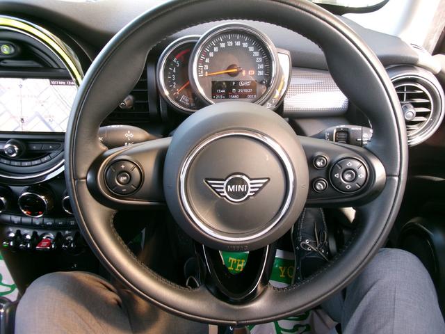 ＭＩＮＩ クーパーＤ　ワンオーナー　クリーンディーゼルターボ　純正ナビオ　ブルトゥースオーディオ　バックカメラ　前後パークセンサー　ＬＥＤライト＆ＦＯＧライト　ユニオンジャックテールライト　前後ドライブレコーダー（31枚目）