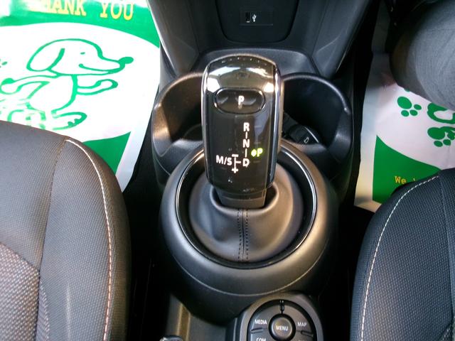 ＭＩＮＩ クーパーＤ　ワンオーナー　クリーンディーゼルターボ　純正ナビオ　ブルトゥースオーディオ　バックカメラ　前後パークセンサー　ＬＥＤライト＆ＦＯＧライト　ユニオンジャックテールライト　前後ドライブレコーダー（38枚目）