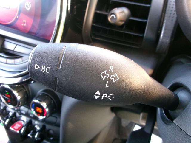 ＭＩＮＩ クーパーＤ　ワンオーナー　クリーンディーゼルターボ　純正ナビオ　ブルトゥースオーディオ　バックカメラ　前後パークセンサー　ＬＥＤライト＆ＦＯＧライト　ユニオンジャックテールライト　前後ドライブレコーダー（41枚目）