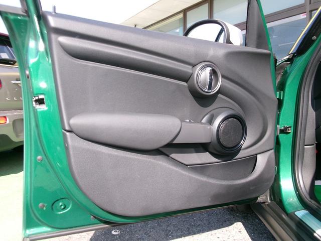 ＭＩＮＩ クーパーＤ　ワンオーナー　クリーンディーゼルターボ　純正ナビオ　ブルトゥースオーディオ　バックカメラ　前後パークセンサー　ＬＥＤライト＆ＦＯＧライト　ユニオンジャックテールライト　前後ドライブレコーダー（58枚目）