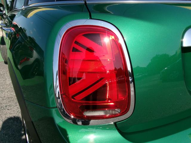 ＭＩＮＩ クーパーＤ　ワンオーナー　クリーンディーゼルターボ　純正ナビオ　ブルトゥースオーディオ　バックカメラ　前後パークセンサー　ＬＥＤライト＆ＦＯＧライト　ユニオンジャックテールライト　前後ドライブレコーダー（60枚目）