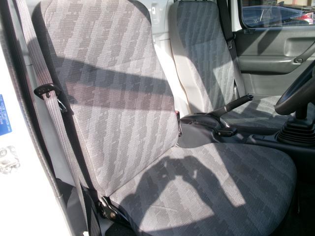 キャリイトラック ＫＣエアコン・パワステ　４ＷＤ（17枚目）