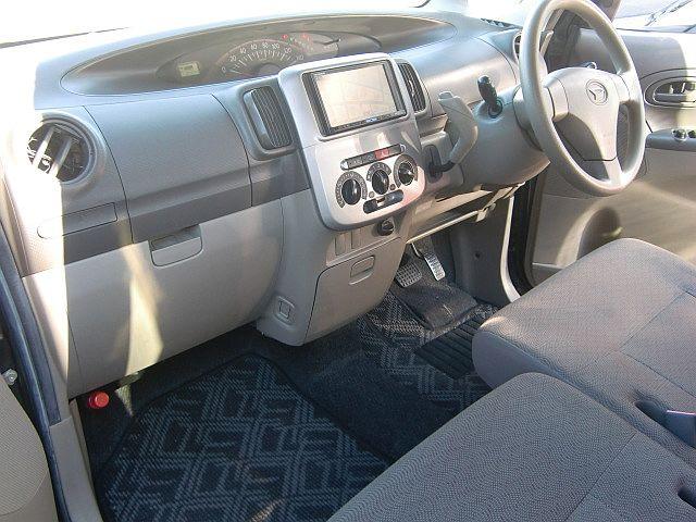 タント Ｘ　片側電動スライドドア　カロッツェリアＨＤＤナビ　地デジＴＶ（8枚目）