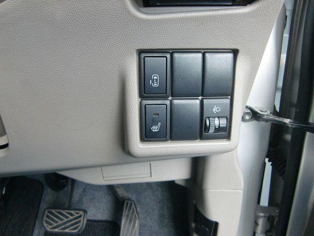 フレアワゴン ＸＳ　両側スライドドア　片側電動スライドドア　運転席シートヒーター　４ＷＤ（10枚目）