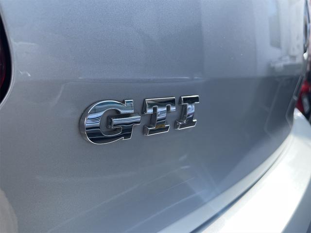 ＧＴＩ　ＥＴＣ　ナビ　ＴＶ　アルミホイール　キーレスエントリー　電動格納ミラー　ＡＴ　盗難防止システム　ＡＢＳ　ＥＳＣ　ＣＤ　ミュージックプレイヤー接続可　エアコン　パワーステアリング　パワーウィンドウ(30枚目)