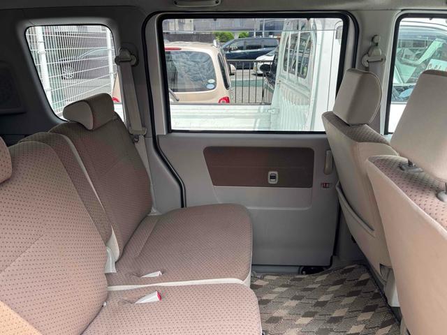 エブリイワゴン ＪＰ　両側スライドドア　電動格納ミラー　ＡＴ　盗難防止システム　ＡＢＳ　ＣＤ　ＭＤ　衝突安全ボディ　エアコン　パワーステアリング　パワーウィンドウ（12枚目）
