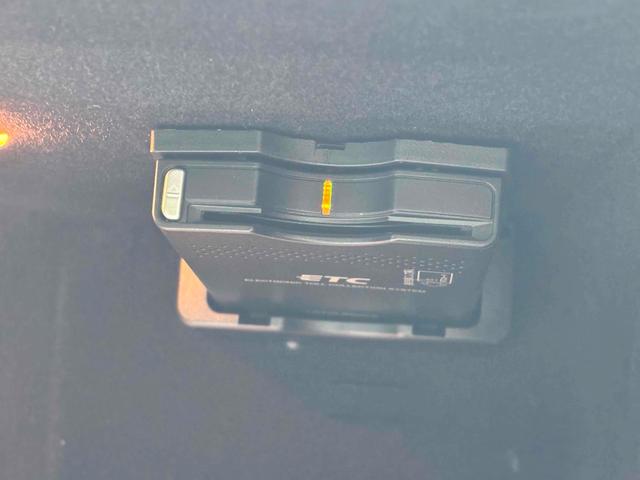 ＳＬＫ ＳＬＫ３５０ブルーエフィシェンシー　オープンカー　ドライブレコーダー　ＥＴＣ　ナビ　ＴＶ　クリアランスソナー　オートクルーズコントロール　オートライト　ＨＩＤ　ＡＴ　スマートキー　電動格納ミラー　シートヒーター　アルミホイール（10枚目）