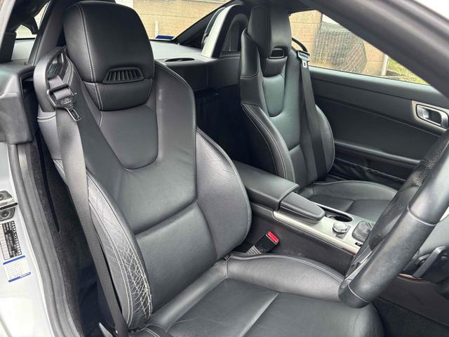 ＳＬＫ ＳＬＫ３５０ブルーエフィシェンシー　オープンカー　ドライブレコーダー　ＥＴＣ　ナビ　ＴＶ　クリアランスソナー　オートクルーズコントロール　オートライト　ＨＩＤ　ＡＴ　スマートキー　電動格納ミラー　シートヒーター　アルミホイール（29枚目）