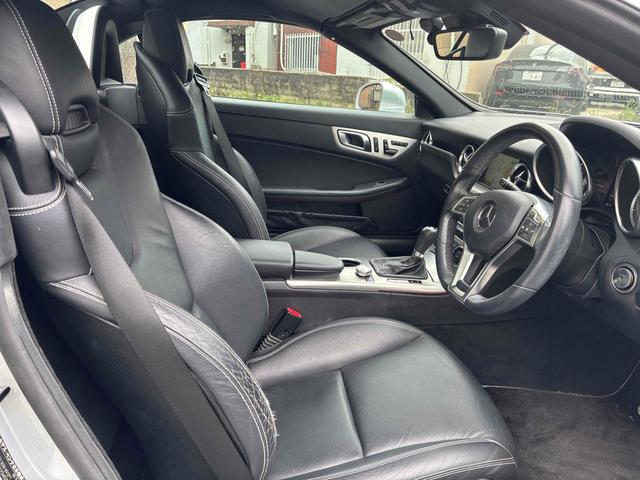 ＳＬＫ ＳＬＫ３５０ブルーエフィシェンシー　オープンカー　ドライブレコーダー　ＥＴＣ　ナビ　ＴＶ　クリアランスソナー　オートクルーズコントロール　オートライト　ＨＩＤ　ＡＴ　スマートキー　電動格納ミラー　シートヒーター　アルミホイール（30枚目）