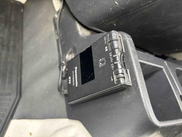 サンバートラック TB 軽トラック 幌付 5MT ETC バックカメラ エアコン 運転席エアバッグ 車検令和8年9月(27枚目)