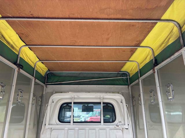 サンバートラック TB 軽トラック 幌付 5MT ETC バックカメラ エアコン 運転席エアバッグ 車検令和8年9月(35枚目)