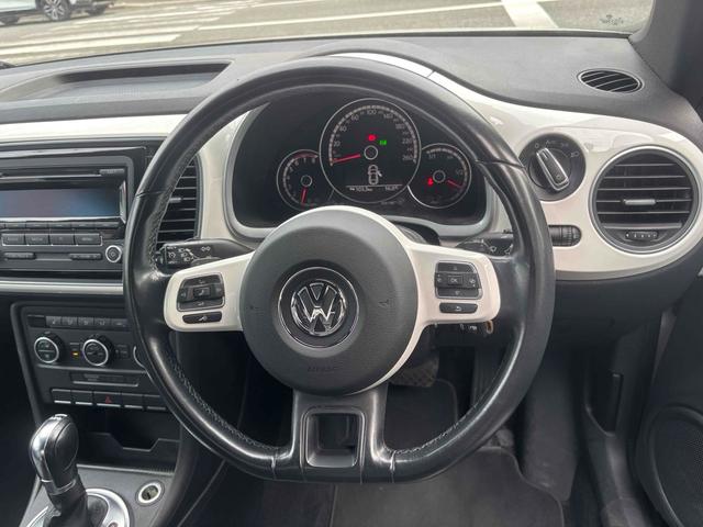 ザ・ビートル デザイン ドライブレコーダー ETC バックカメラ クリアランスソナー オートクルーズコントロール AT オートライト キーレスエントリー シートヒーター アルミホイール 盗難防止システム ABS CD(3枚目)