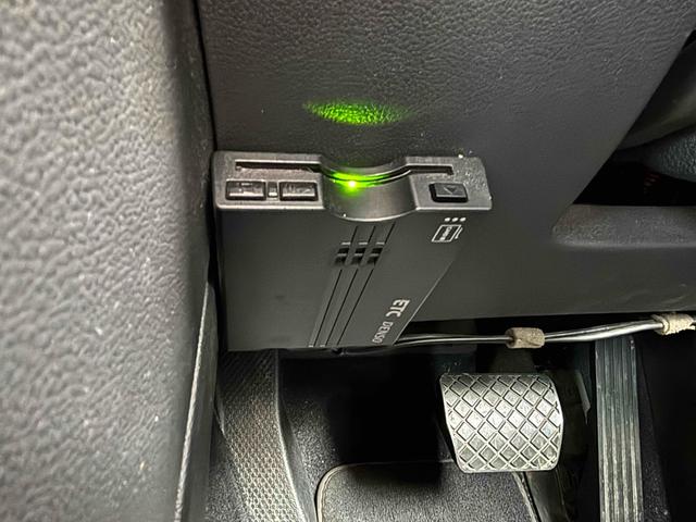 ザ・ビートル デザイン ドライブレコーダー ETC バックカメラ クリアランスソナー オートクルーズコントロール AT オートライト キーレスエントリー シートヒーター アルミホイール 盗難防止システム ABS CD(7枚目)