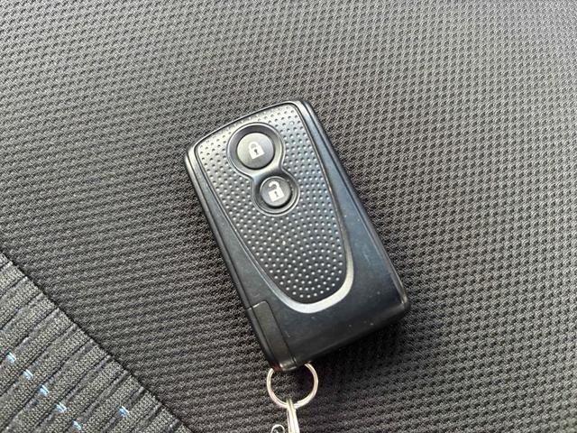 ムーヴ カスタム　Ｘ　ＳＡ　衝突被害軽減システム　オートライト　ＬＥＤヘッドランプ　スマートキー　アイドリングストップ　電動格納ミラー　ベンチシート　ＣＶＴ　盗難防止システム　ＡＢＳ　ＥＳＣ　ＣＤ　ＵＳＢ（8枚目）