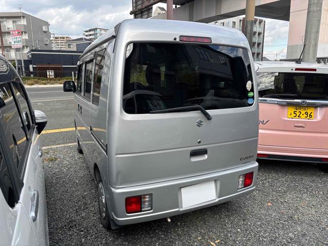 エブリイ ジョイン　ＡＴ　両側スライドドア　キーレスエントリー　盗難防止システム　ＡＢＳ　エアコン　パワーステアリング　パワーウィンドウ　運転席エアバッグ　助手席エアバッグ　ＣＤ（9枚目）