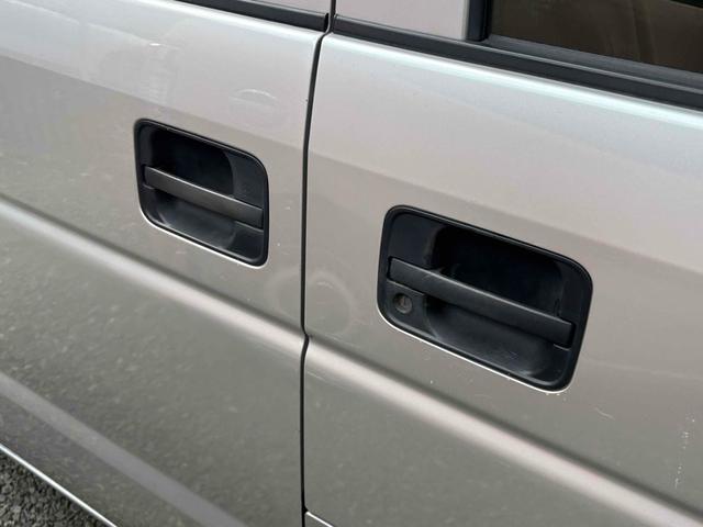 エブリイ ジョイン　ＡＴ　両側スライドドア　キーレスエントリー　盗難防止システム　ＡＢＳ　エアコン　パワーステアリング　パワーウィンドウ　運転席エアバッグ　助手席エアバッグ　ＣＤ（17枚目）