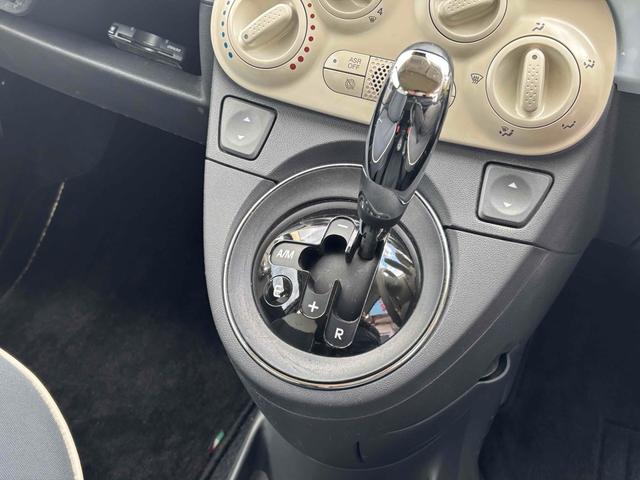 ５００Ｃ １．２　ポップ　ＥＴＣ　アルミホイール　キーレスエントリー　ＡＴ　盗難防止システム　ＡＢＳ　ＣＤ　エアコン　パワーステアリング　パワーウィンドウ（8枚目）