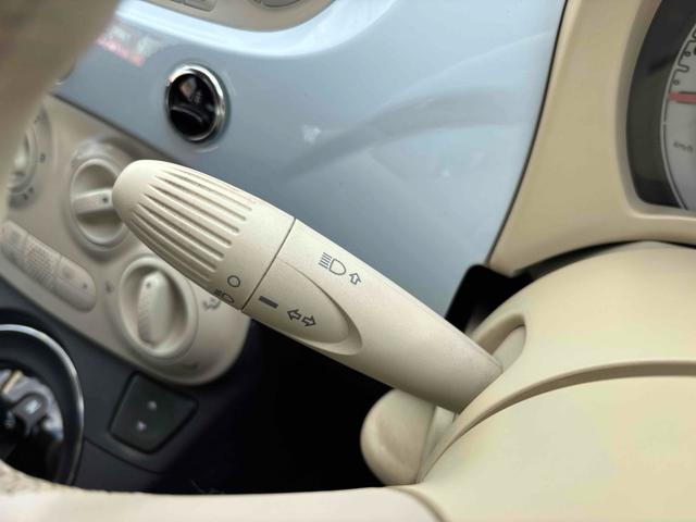 ５００Ｃ １．２　ポップ　ＥＴＣ　アルミホイール　キーレスエントリー　ＡＴ　盗難防止システム　ＡＢＳ　ＣＤ　エアコン　パワーステアリング　パワーウィンドウ（11枚目）