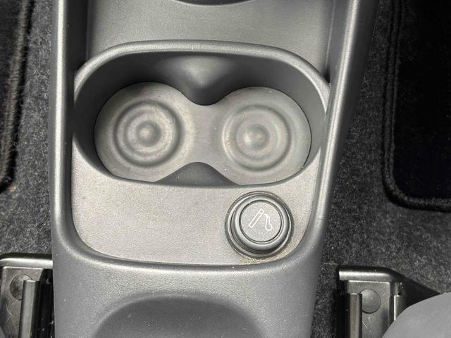 ５００Ｃ １．２　ポップ　ＥＴＣ　アルミホイール　キーレスエントリー　ＡＴ　盗難防止システム　ＡＢＳ　ＣＤ　エアコン　パワーステアリング　パワーウィンドウ（35枚目）