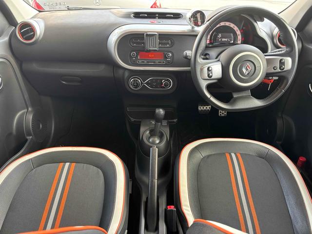 当店のお車をご覧いただきましてありがとうございます。お車についてのご質問やお見積りのご依頼、ご購入にあたってのご相談などお気軽にお問い合わせ下さい！