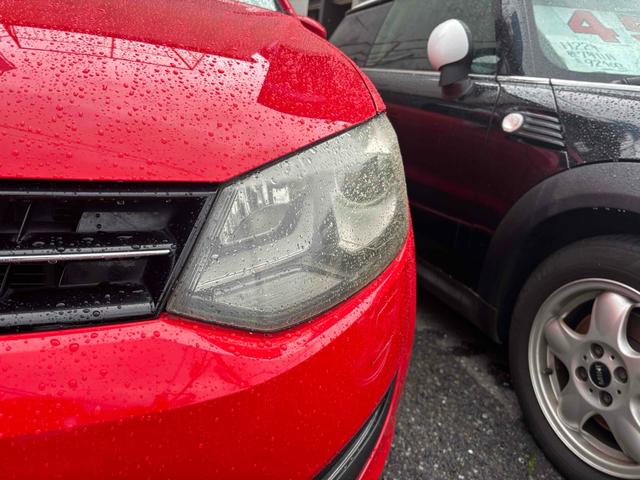 ポロ 　ＥＴＣ　ナビ　ＴＶ　クリアランスソナー　アルミホイール　キーレスエントリー　電動格納ミラー　ＡＴ　盗難防止システム　ＡＢＳ　ＥＳＣ　ＣＤ　エアコン　パワーステアリング　パワーウィンドウ（23枚目）