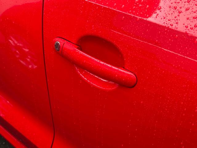 ポロ 　ＥＴＣ　ナビ　ＴＶ　クリアランスソナー　アルミホイール　キーレスエントリー　電動格納ミラー　ＡＴ　盗難防止システム　ＡＢＳ　ＥＳＣ　ＣＤ　エアコン　パワーステアリング　パワーウィンドウ（26枚目）