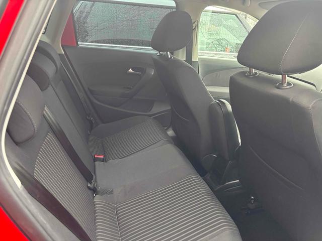 ポロ 　ＥＴＣ　ナビ　ＴＶ　クリアランスソナー　アルミホイール　キーレスエントリー　電動格納ミラー　ＡＴ　盗難防止システム　ＡＢＳ　ＥＳＣ　ＣＤ　エアコン　パワーステアリング　パワーウィンドウ（31枚目）