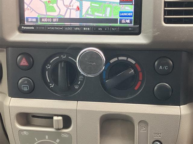 エブリイ ＰＣ　両側スライドドア　ナビ　ＴＶ　ＡＴ　盗難防止システム　ＡＢＳ　ＣＤ　ＤＶＤ再生　ＵＳＢ　Ｂｌｕｅｔｏｏｔｈ　衝突安全ボディ　エアコン　パワーステアリング　パワーウィンドウ（7枚目）
