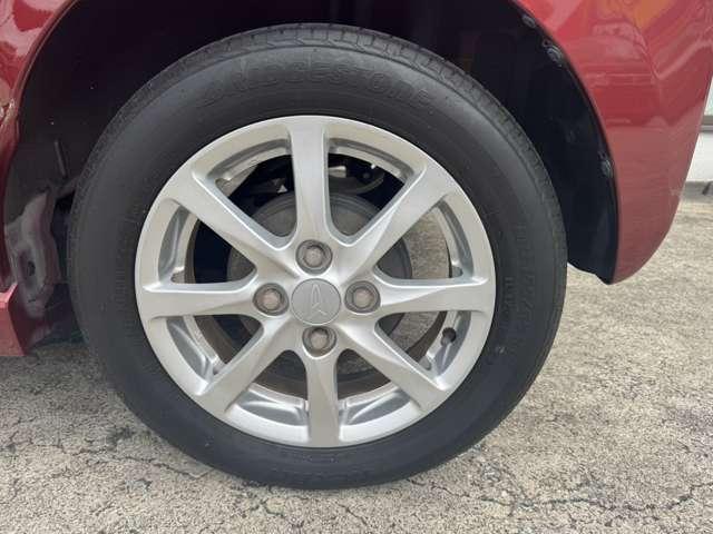 ムーヴ Ｌ　ＶＳスマートセレクションＳＡ＆ＳＮ　禁煙車　安全装置　衝突被害軽減ブレーキ　横滑り防止装置　アクセル踏み間違い防止装置　　社外ナビ　ワンセグＴＶ　Ｂｌｕｅｔｏｏｔｈ　ＣＤ　ＤＶＤ　アイドリングストップ　ＥＴＣ　バックカメラ　キーレス（21枚目）