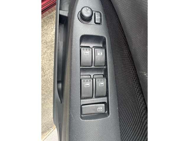 ムーヴ Ｌ　ＶＳスマートセレクションＳＡ＆ＳＮ　禁煙車　安全装置　衝突被害軽減ブレーキ　横滑り防止装置　アクセル踏み間違い防止装置　　社外ナビ　ワンセグＴＶ　Ｂｌｕｅｔｏｏｔｈ　ＣＤ　ＤＶＤ　アイドリングストップ　ＥＴＣ　バックカメラ　キーレス（38枚目）