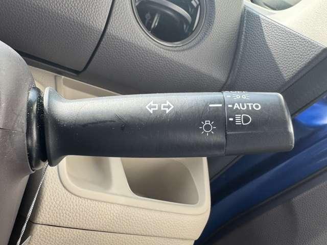 N-BOX G・Lホンダセンシング 安全装置 衝突軽減ブレーキ 横滑り防止装置 アクセル踏み間違い防止装置 純正ナビ Bluetooth接続 ETC 両側スライド片側電動ドア アイドリングストップ クルーズコントロール キーレス(11枚目)