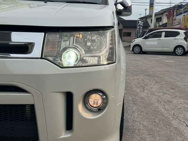 デリカＤ：５ ローデスト　リミテッドエディション　禁煙車　安全装置　横滑り防止装置　両側電動スライドドア　社外ナビ　Ｂｌｕｅｔｏｏｔｈ接続　ＣＤ　ＤＶＤ　フルセグＴＶ　バックカメラ　ＥＴＣ　後席モニター　フォグランプ　純正アルミ　キーレス（17枚目）