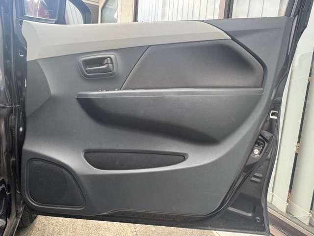 ワゴンＲ ＦＸ　禁煙車　ＫＥＮＷＯＯＤカーオーディオ　ＣＤ　ミュージックプレイヤー接続可　ＥＴＣ　アイドリングストップ　シートヒーター　キーレス　盗難防止装置　パワーステアリング　パワーウィンドウ　エアコン　クーラー（32枚目）