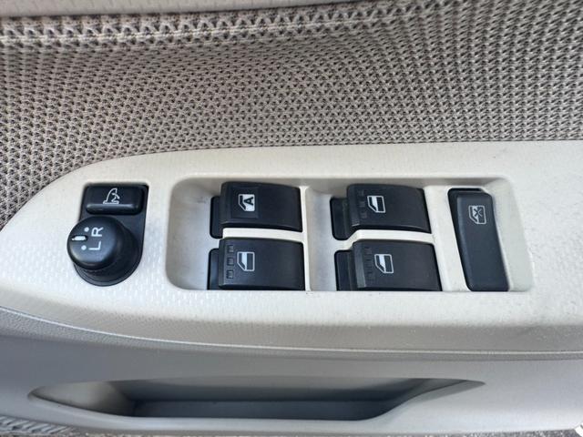 ムーヴ L 禁煙車 KENWOODカーオーディオ CD ミュージックプレイヤー接続可 アイドリングストップ キーレス 安全装置 横滑り防止装置 盗難防止装置 パワーステアリング パワーウィンドウ エアコン(33枚目)