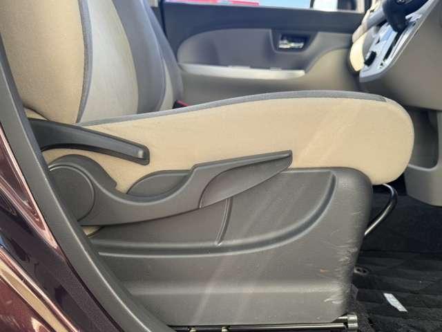 キャスト スタイルＧ　ＳＡＩＩ　禁煙車　ダイハツ純正ナビ　フルセグＴＶ　　Ｂｌｕｅｔｏｏｔｈ接続　ＣＤ　ＤＶＤ　バックカメラ　ＥＴＣ　アイドリングストップ　純正アルミ　スマートキー　衝突軽減ブレーキ　横滑り防止装置　障害物センサー（34枚目）